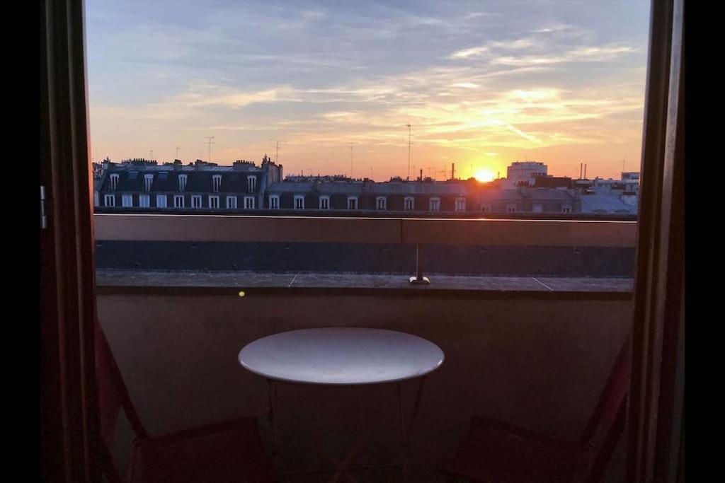 Le Charme De Montmartre A Ciel Ouvert * Parijs