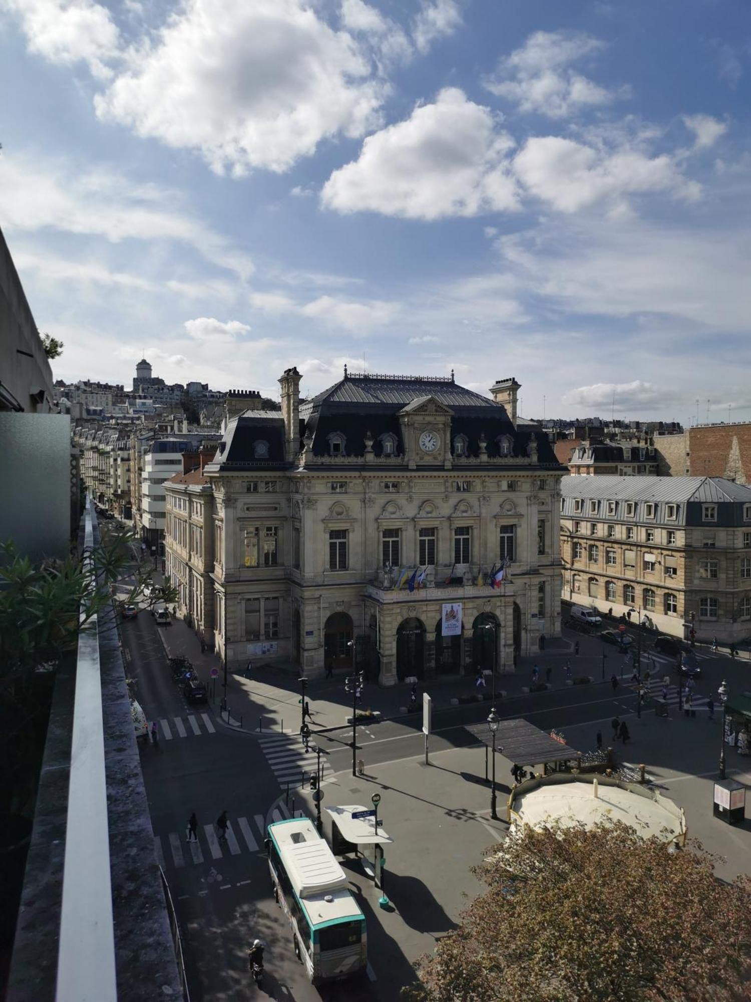 Le Charme De Montmartre A Ciel Ouvert Appartement Parijs